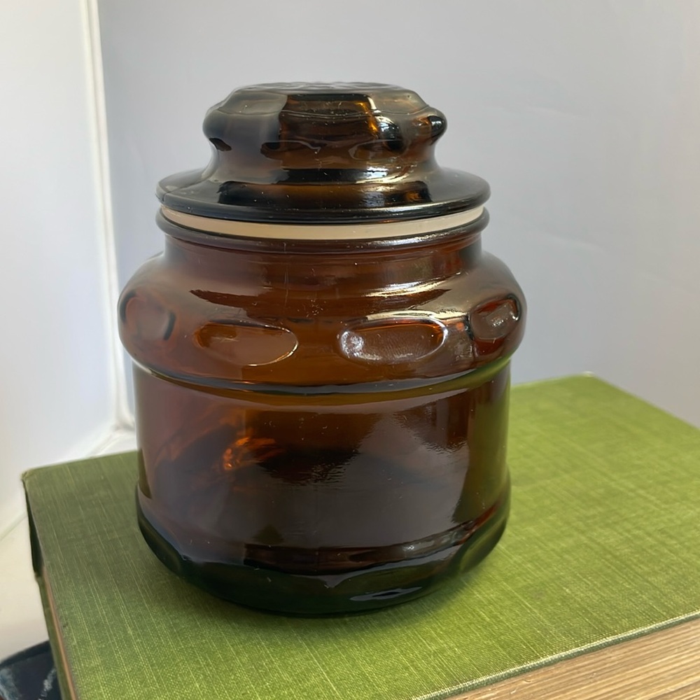 Vintage‎ Small Glass Apothecary Jar with Lid in Brown or Dark Amber